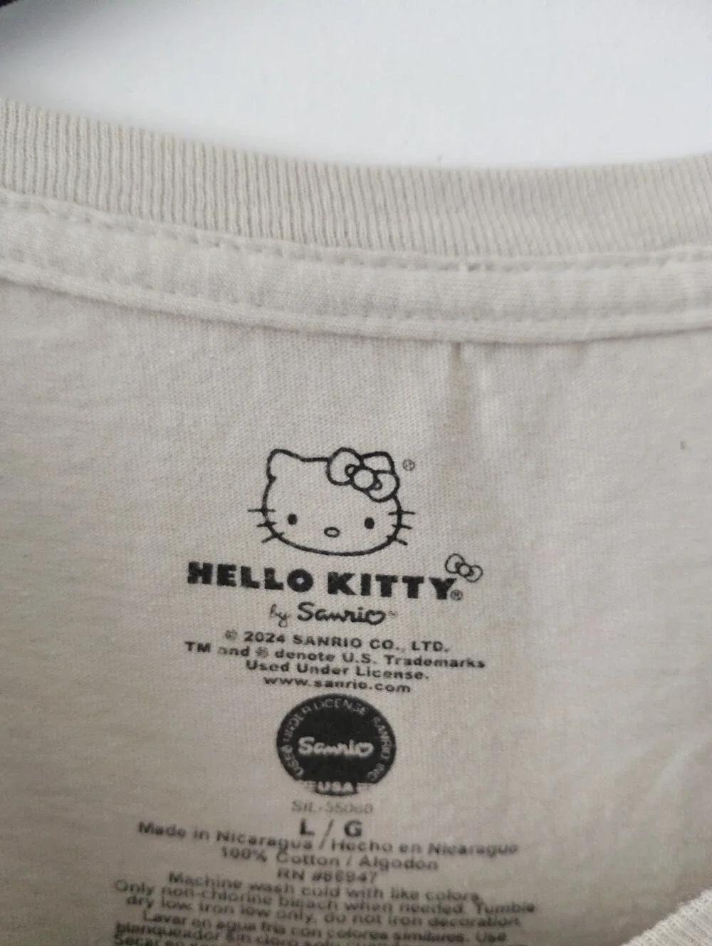 Hello Kitty Leopard Print Crop Tee in Cream with Pink Bow - Picture 4 of 6
